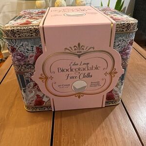 Biodegradable Face Cloths - Blue Floral Storage Tin